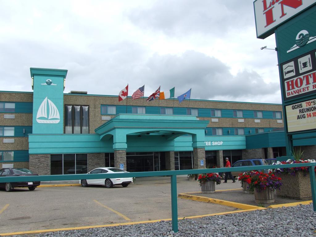 Lakeland Inn Hotel Cold Lake Exterior photo