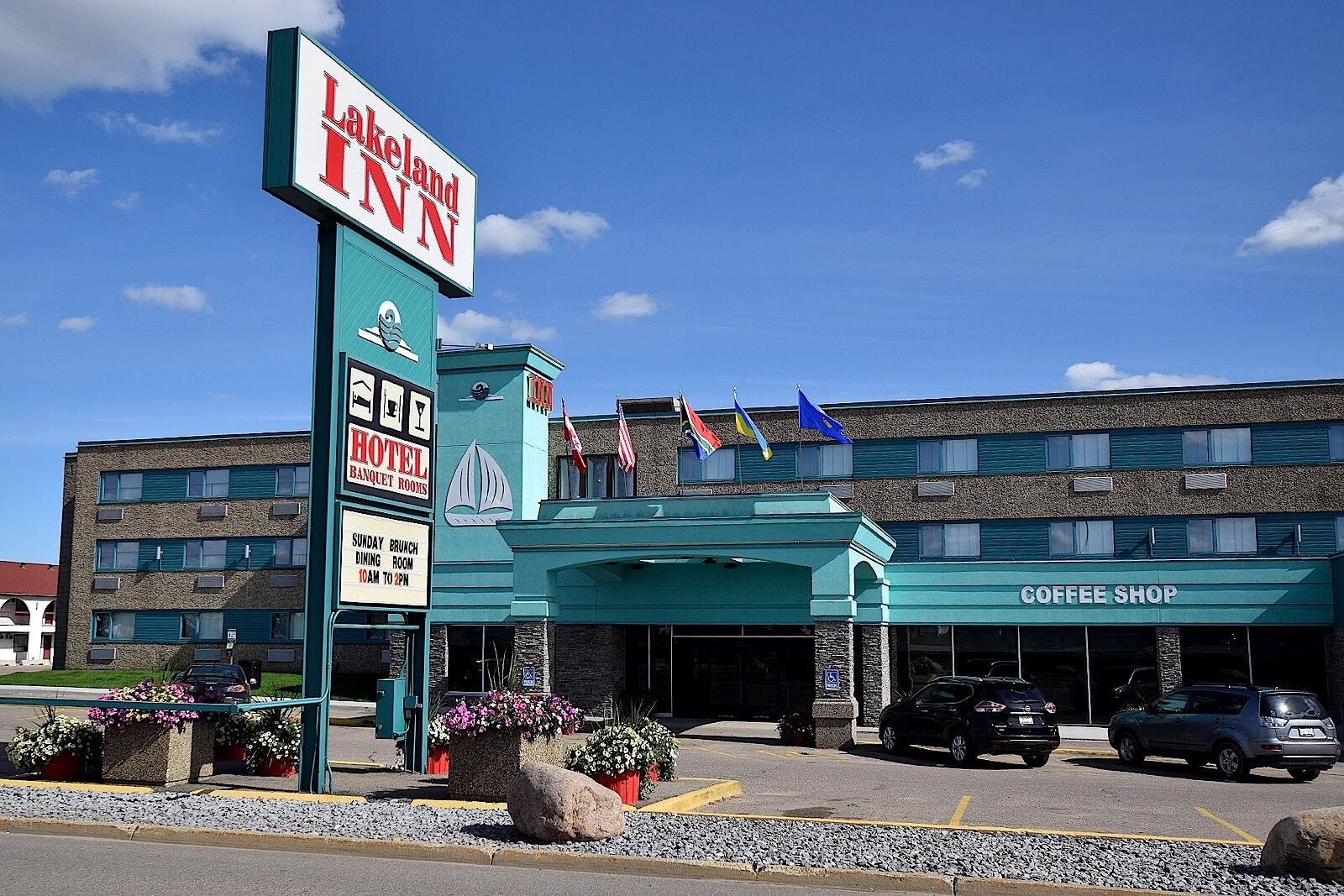 Lakeland Inn Hotel Cold Lake Exterior photo